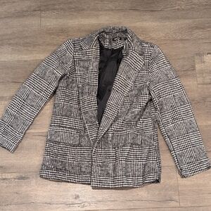 Stylish Black and White Plaid Blazer